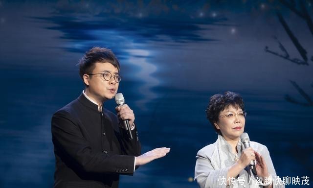 浅谈丁建华舞台朗诵中的饱满