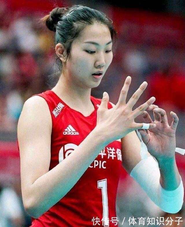 郎平|中国女排主力副攻手宣布退役,未来去向曝光