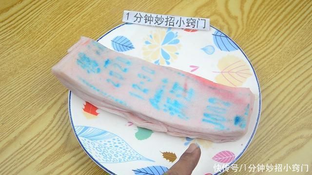 猪毛不用火烤,不用镊子拔,大厨教我一招,一根猪毛也看不见