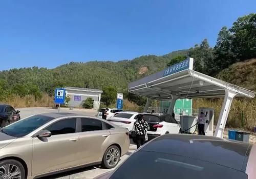 |国庆纯电动车跑长途成笑话，替代燃油车只是幻想？