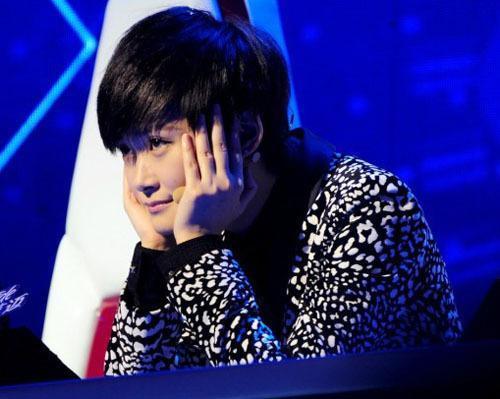 冰箱|李宇春的冰箱首曝光,連豆瓣醬都分類的她才是隱藏的“女版黃磊”