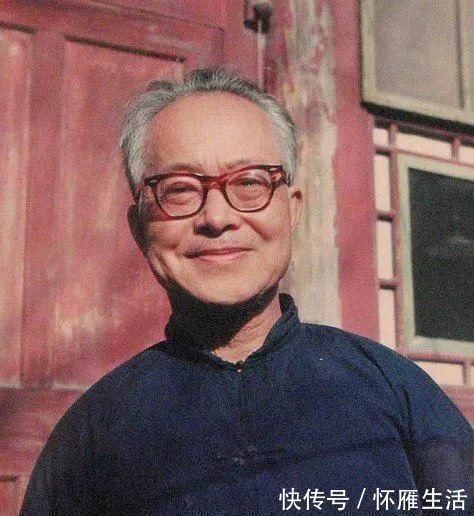 沈从文!余光中曾痛批朱自清、鲁迅、沈从文,如今却反被指责,晚节难保