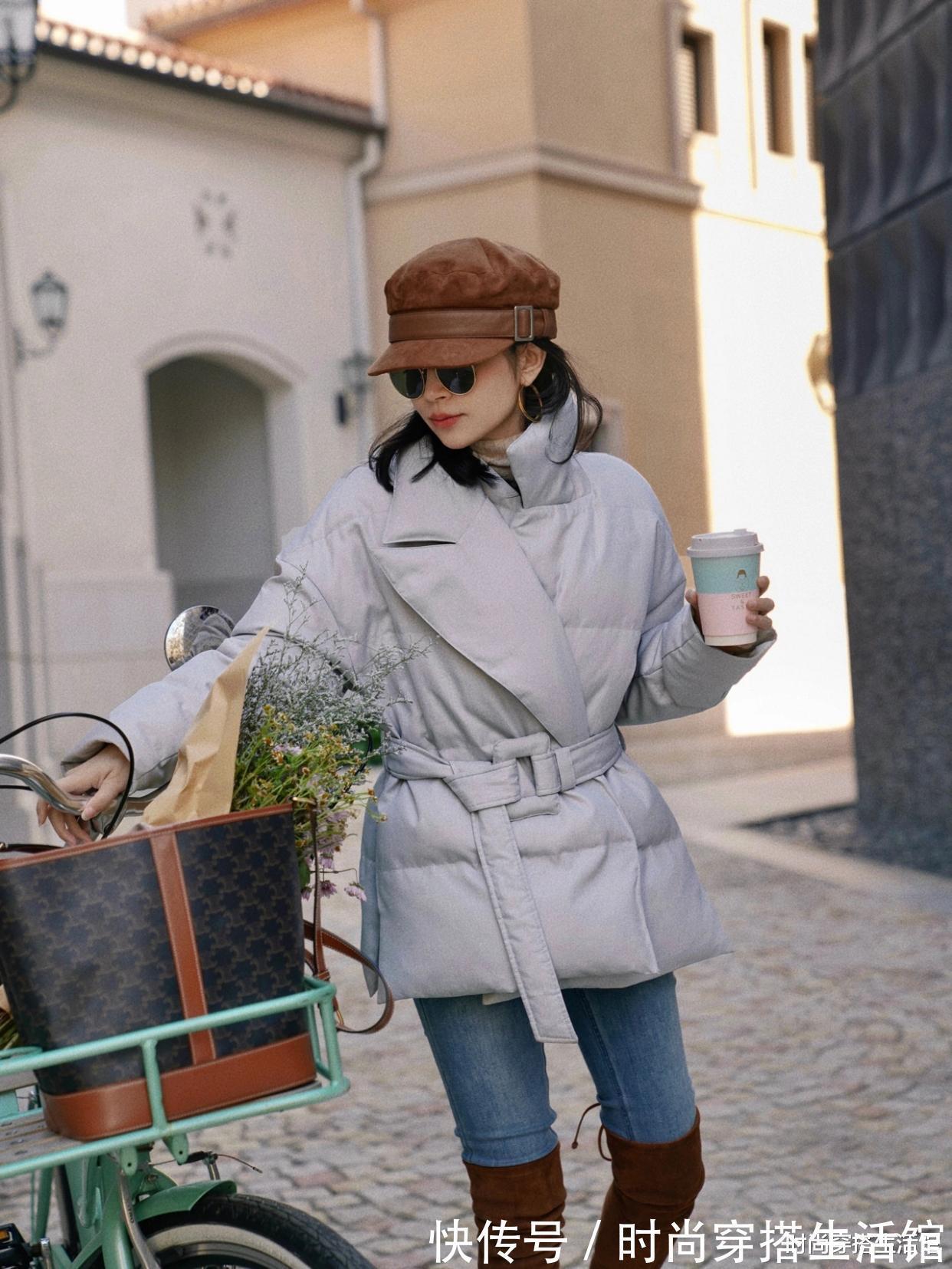 三木|女人尽量不要羽绒服配围巾,学学三木这样穿,时髦耐看又大方