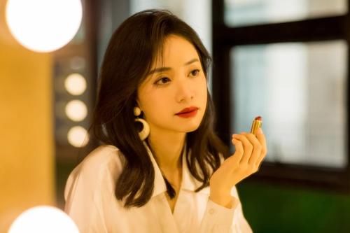 分享5套小个子春装灵感！衬衫、裙子全都有