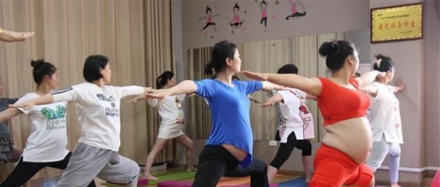 孕期|怀孕6个月孕肚却变小了孕妈赶紧去医院,医生的话却让她脸红