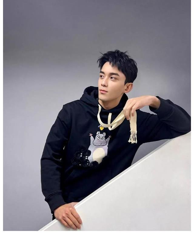 限时|LOEWE千与千寻限时系列欣赏