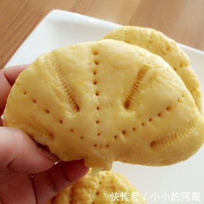 一根玉米,两个鸡蛋,教您做营养好吃的早餐饼,大人小孩抢着吃