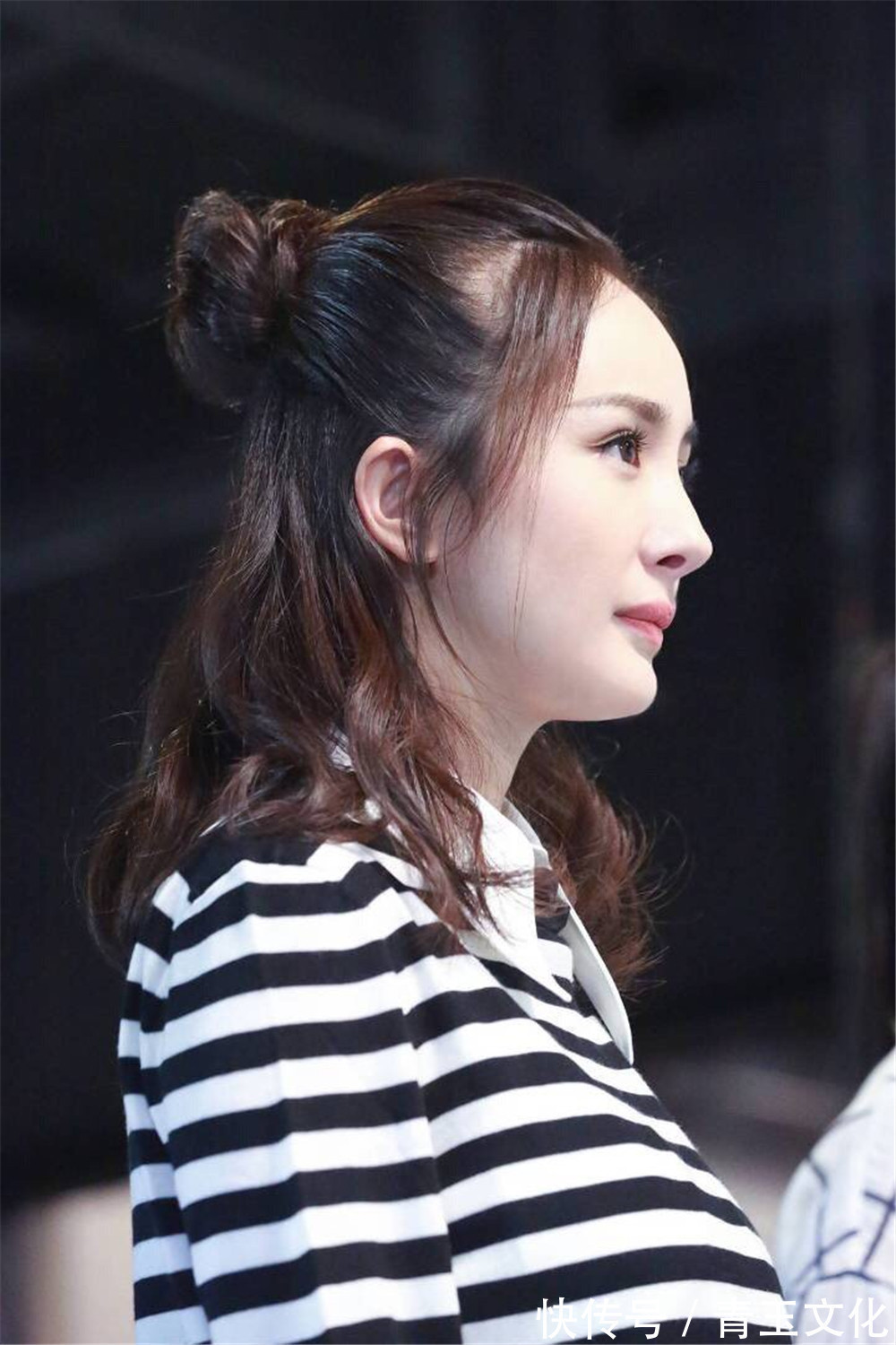 马尾辫 放弃“黑长直”吧,太俗!今年最火的是这4种发型,时髦不挑人