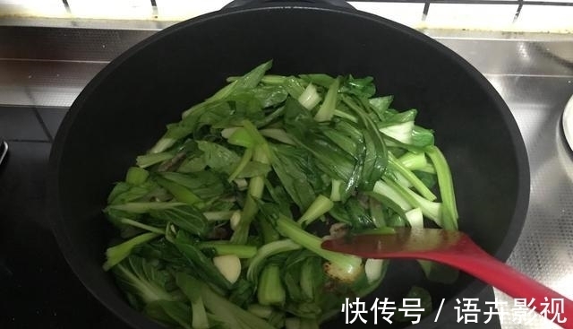 胆酸盐|秋季这菜要多吃,富含多种氨基酸,钙含量极高,孩子常吃长高个