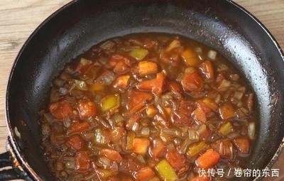 滋味|搭配简单的番茄炸酱,微酸的滋味让鸭肉更鲜美,炸酱面更美味!