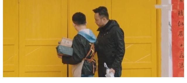 汪涵言論再惹爭議，節目中吐槽透明傘“太娘”，被質疑不尊重女性