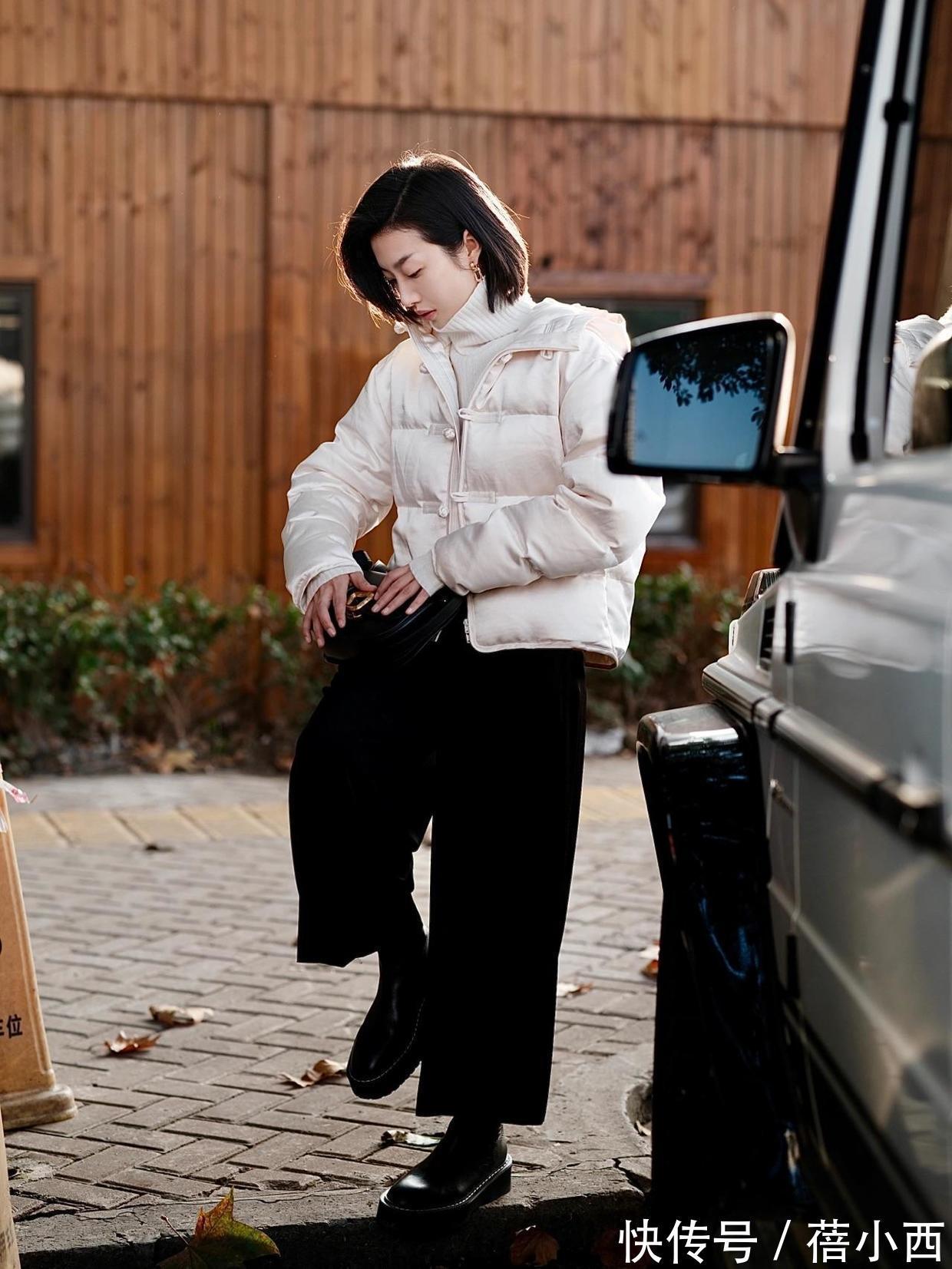 阔腿裤 冬季羽绒服别乱叠穿,学时尚博主做减法,简约的穿搭更适合普通人