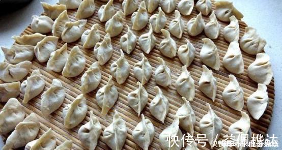 热水|煮饺子热水下锅是错的加一步骤，饺子好吃不破皮