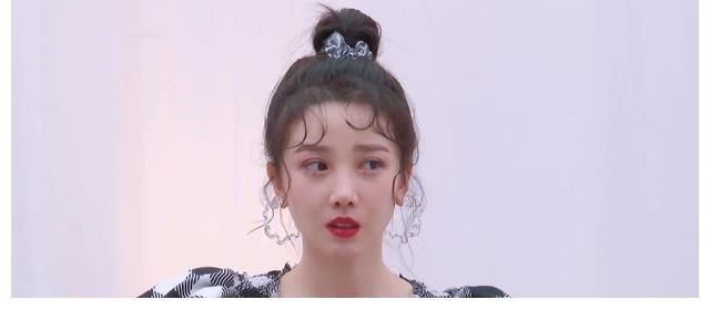 《乘风破浪的姐姐》成团冲浪榜:陈小纭垫底,第一名断层式领先