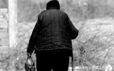 当兵|他19岁离家当兵,20年后成司令回乡探母,却不料被母亲怒打一耳光