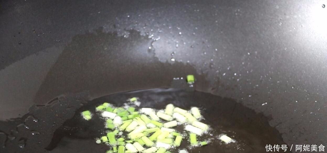 粉丝不用提前泡水,口感劲道爽滑,肉香四溢,教你做蚂蚁上树