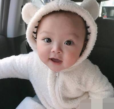 有福气|孩子脸上的这4种特征,说明将来有福气,看看你家娃占几个