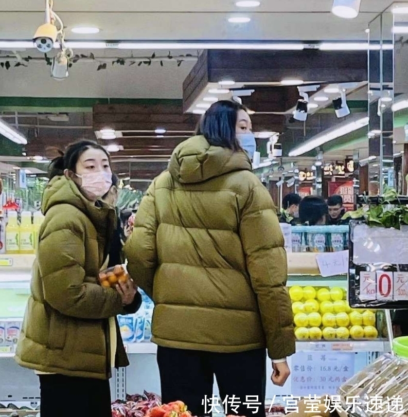 张常宁|对女排国手身高有误解?龚翔宇景点打卡,朱婷超市购物身形太高大