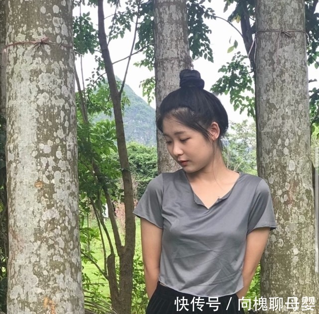 表现力 甩裤对臀部的表现力是无与伦比的,瑜伽裤都不行,特别是薄款!