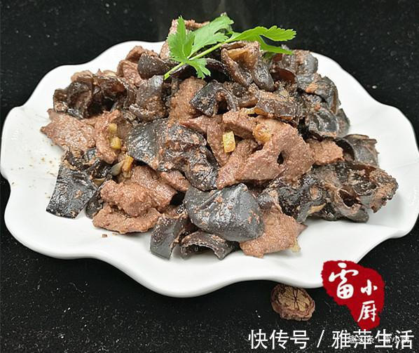 补血|这是医生推荐的补血食材，像我这样搭配补血效果翻倍！