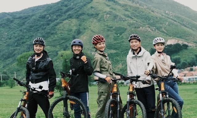 撒贝宁 周深也追《你好生活》,看完给撒贝宁打电话,说出原因大家笑了