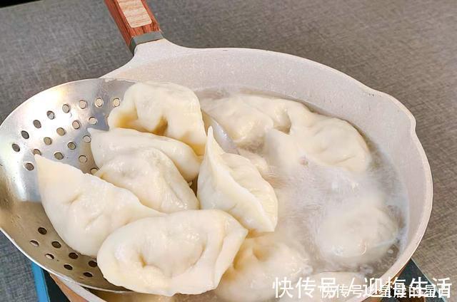 鲜嫩|萝卜馅的饺子这样做,营养开胃又鲜嫩