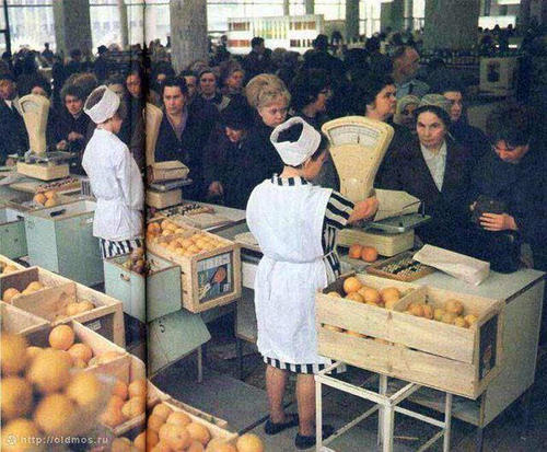 苏联|二战都结束了,为什么苏联还不发展轻工业?答案很坦然