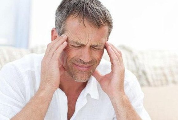 莲子|体内湿气重，会有以下3个表现，吃3种食物，排出湿气，身体健康