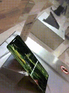 |搞笑GIF:美女这表情真是丰富啊,不去当演员亏了啊