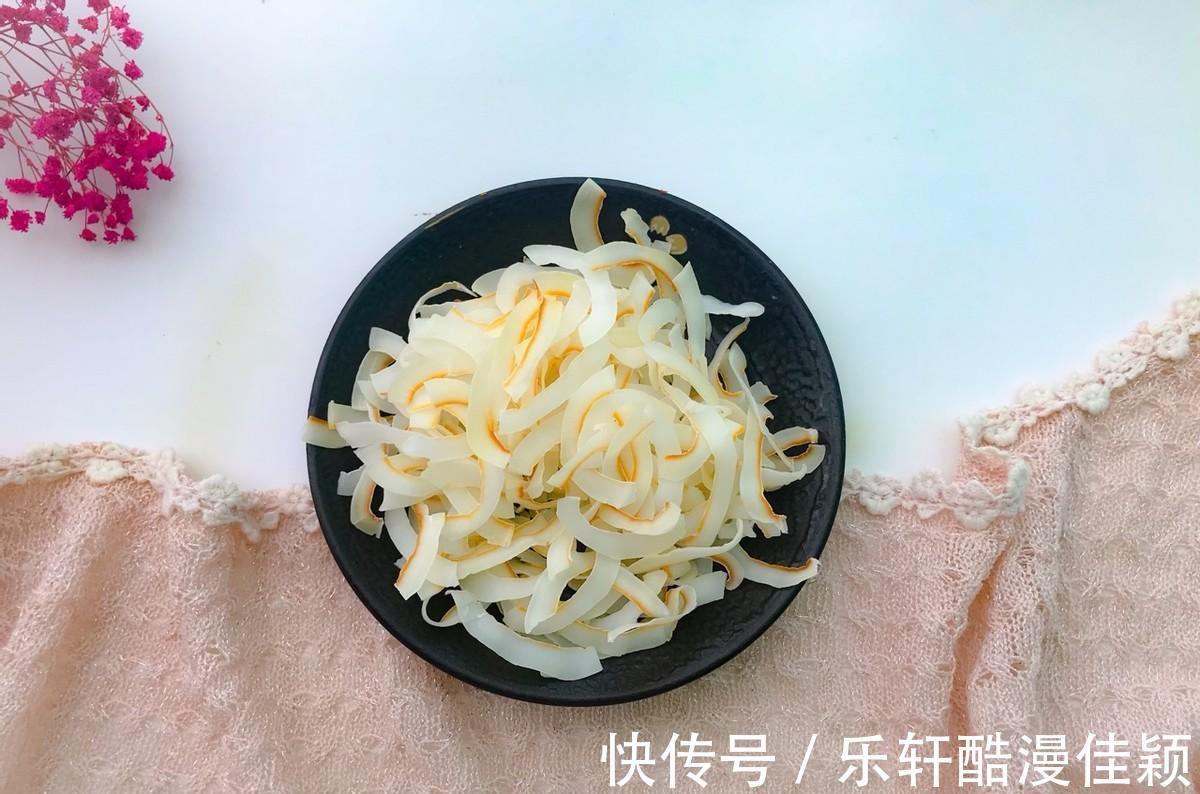 黑色素|夏天怕晒黑多吃它，很多人都给扔掉了，用来做成零食，家人都爱吃