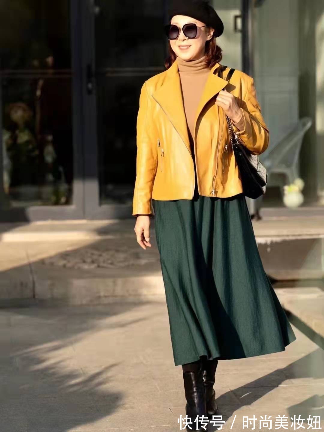 皮衣 终于找到适合60岁的“皮衣”搭配,8套不重样的穿搭,时尚减龄