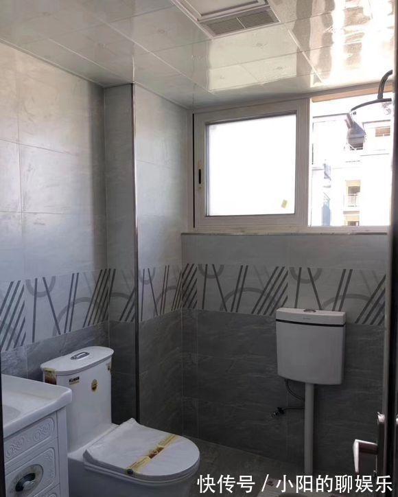 效果值|新房装修花了30万,奇葩设计次卫做了马桶兼蹲厕,这效果值吗?
