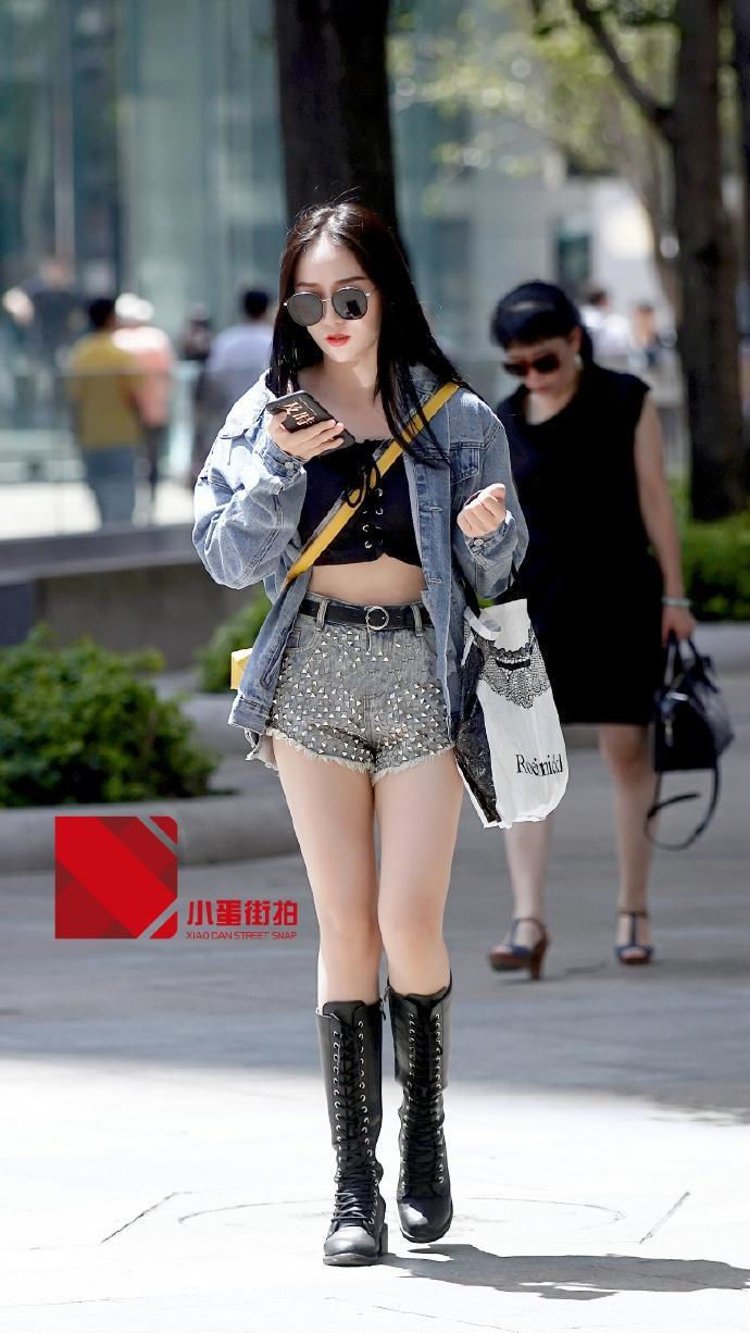 小姐姐 为时尚潮人的小姐姐告诉你,大胆勇敢的穿出时尚气质