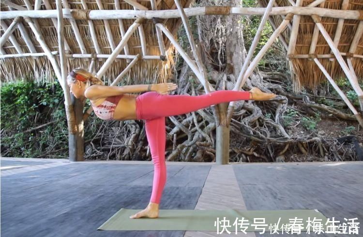 动作|用运动唤起美好的一天,早起一套瑜伽,神清气爽,精力百倍