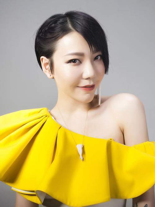 哈林|90后姑娘吳莫愁被“移出”娛樂圈:時代淘汰一個人從來不打招呼