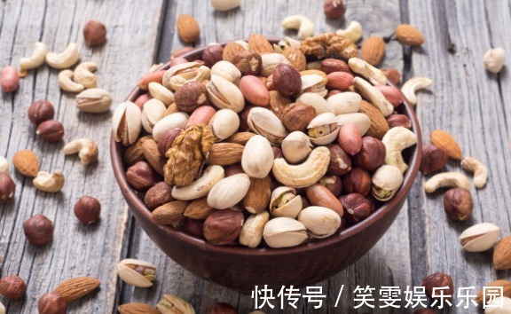 合并|有高血压糖尿病,还能吃零食吗?医生推荐3种,适量吃有益健康