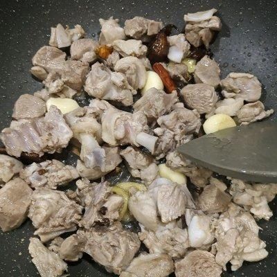 萝卜闷鸭|连汤汁都下饭的萝卜闷鸭这样做，秒变米饭杀手