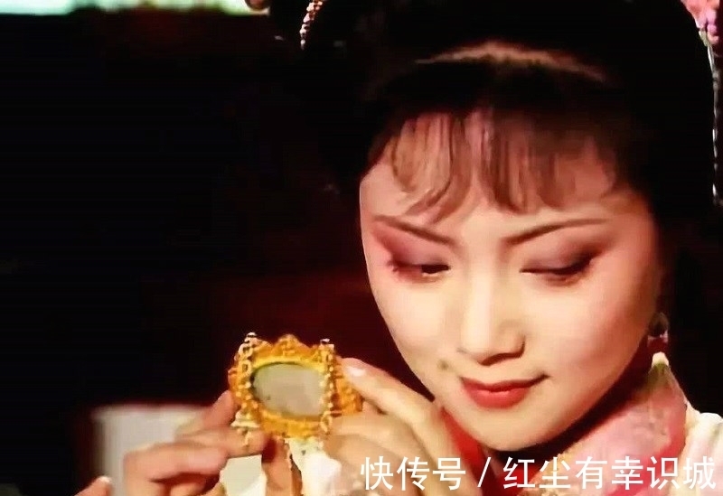 宝钗|薛宝钗故意挤兑林黛玉,贾宝玉忍无可忍,终于向她下了逐客令!