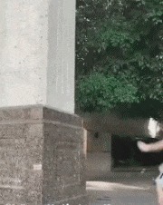 |搞笑GIF:大叔,你是怎么做到的,眼镜怎么就跳上去了