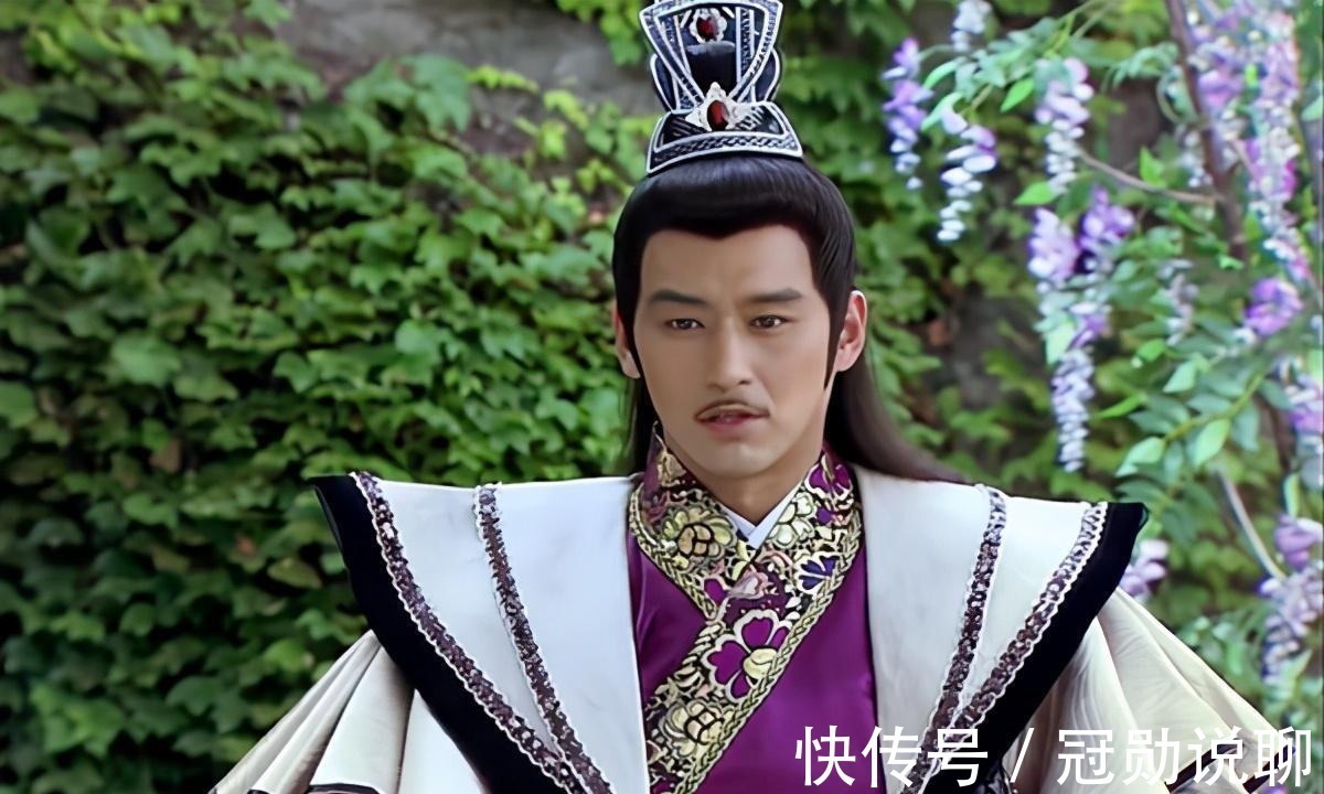 元始天尊&云霄下山后,犯了一个无法原谅的错误,元始就只能送她上封神榜了