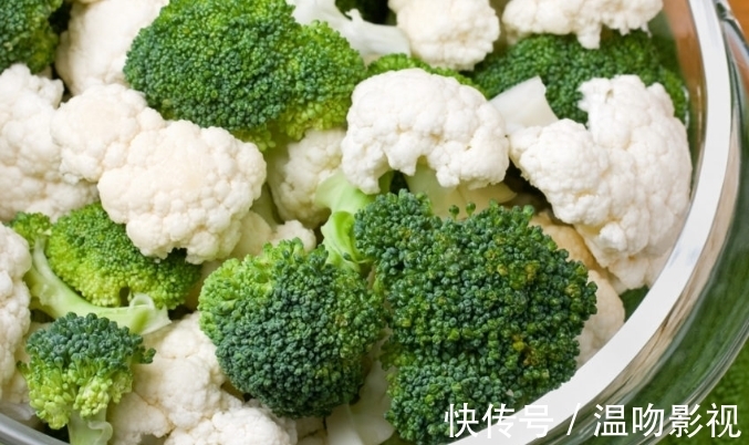 女孩|10岁女孩身高1米56,医生:3种食物是身高“增速剂”,不妨多食