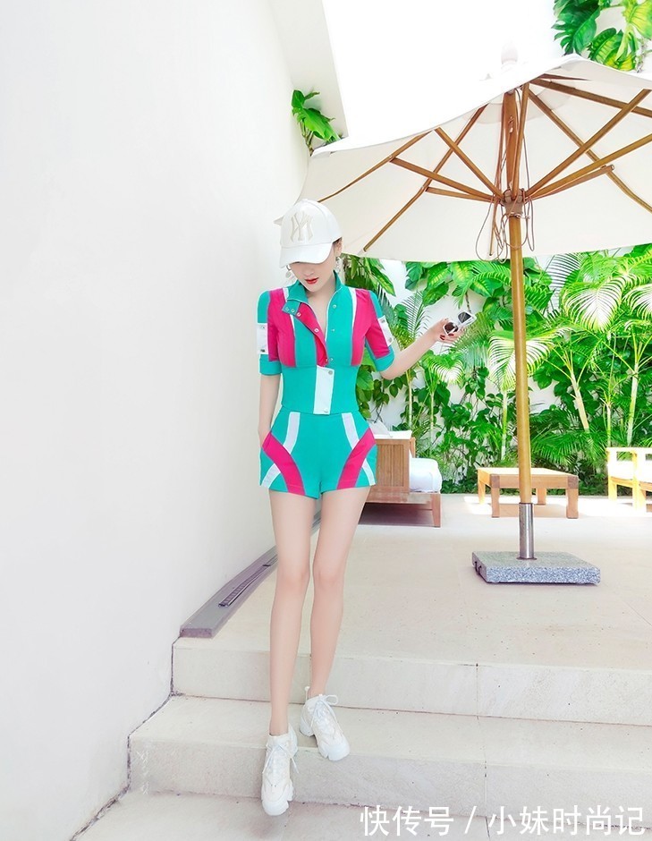 运动|超级性感的运动短款套装,时尚显瘦收腰