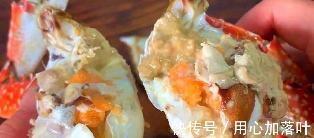 螃蟹|蒸螃蟹时，最忌直接上锅蒸，多做1步，蟹肉鲜嫩入味不流黄！
