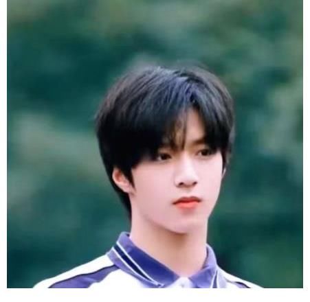 周祺|校草大赛排名公布，前九名是时代峰峻艺人，宋亚轩票数眼前一亮