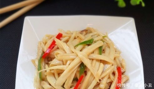 如果家里有老人和孩子，一定要学会这道菜，既降血脂又增强免疫力！