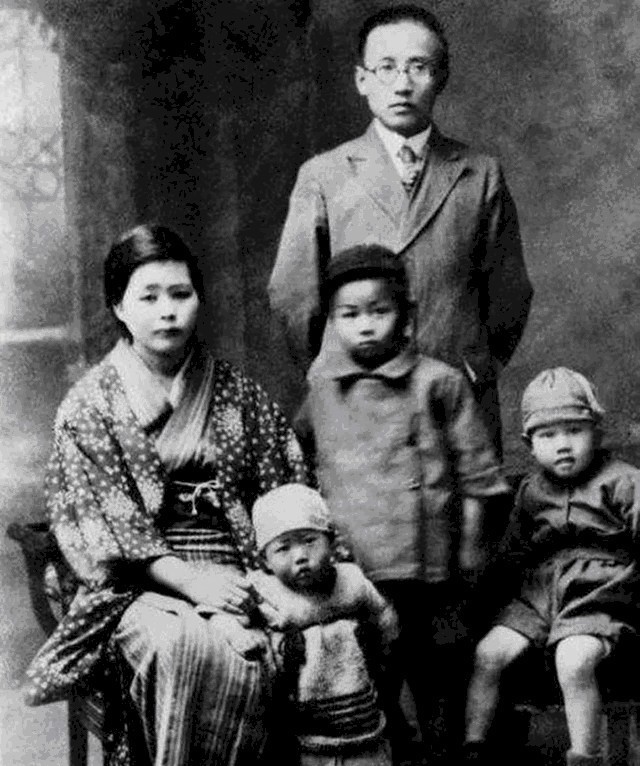 才子|被郭沫若抛弃的女人,为他生了一堆才子,2个清华2个北大3个中科院