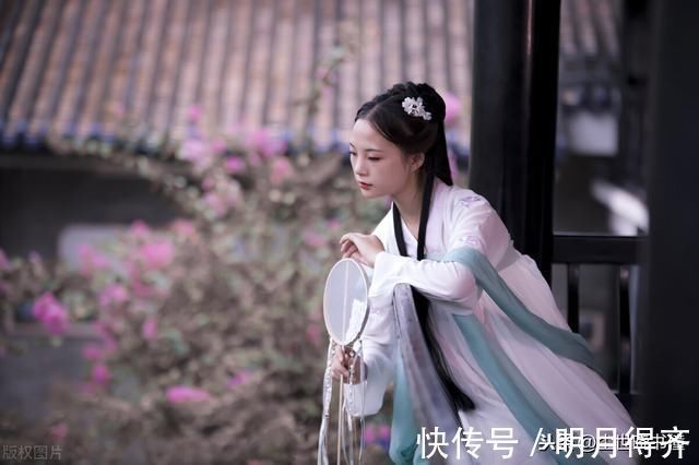 爱情#贺铸虽然人长得丑,但很有才华,一首感人的爱情词,写得情意绵绵