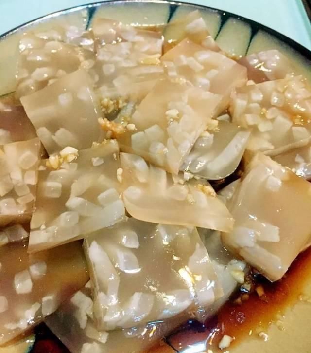 猪身上最“便宜”的部位,肉贩子白送都不要,好多人嫌弃把它丢掉