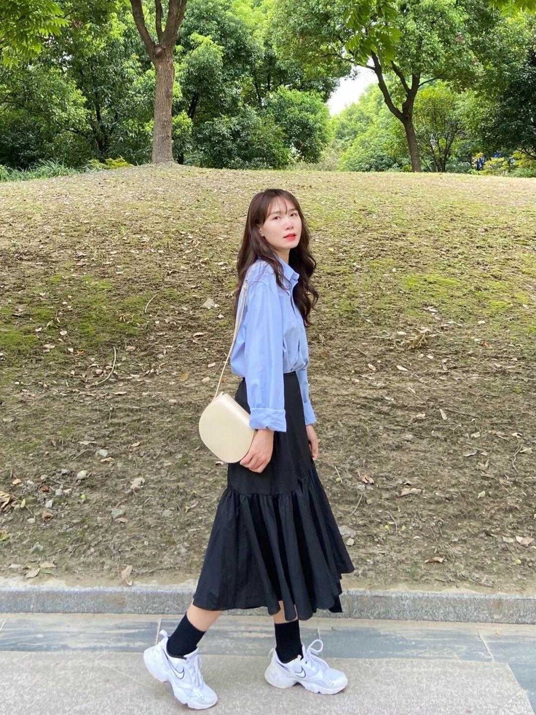 秋天|衬衫这样穿很耐看,学会这几个搭配技巧,提升气质还减龄