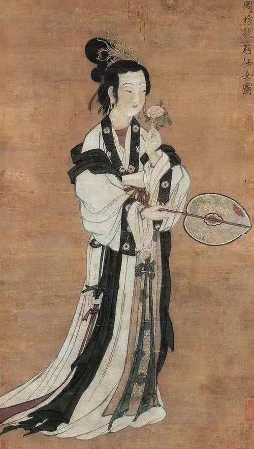 看完文章才知道,中国月季不止今天的美丽,还有辉煌的曾经